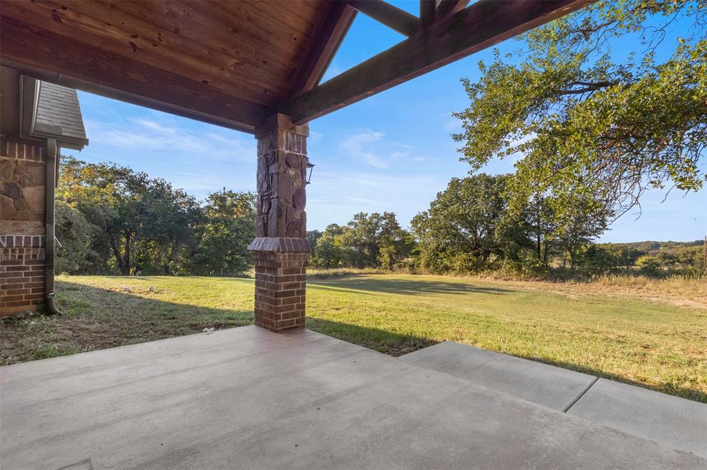 910 County Road 1111