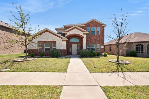 2044 Glen Hollow Drive Lancaster TX 75134