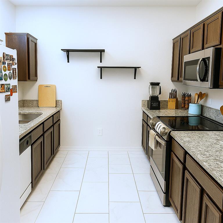 Casa Blanca Condos - Residential