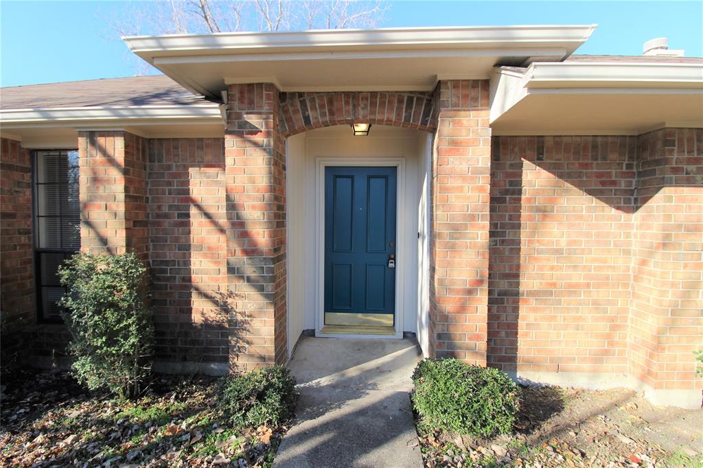 LAKECREST ESTATES - Residential Lease