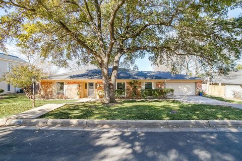 1404 Ems Road W Fort Worth TX 76116