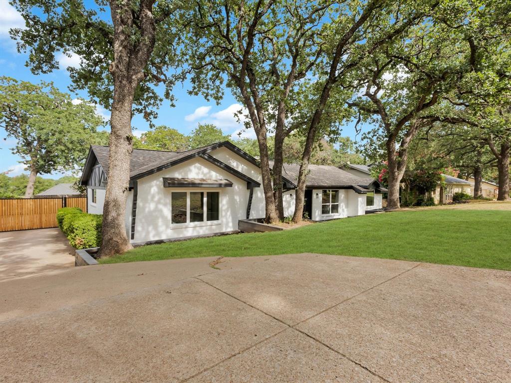2852 Winterhaven Drive