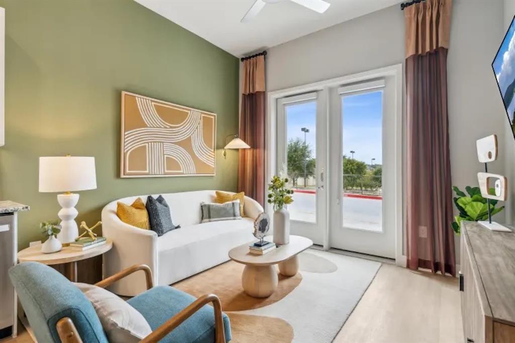 PARK CENTRAL ON THE LAKE - Residential Lease