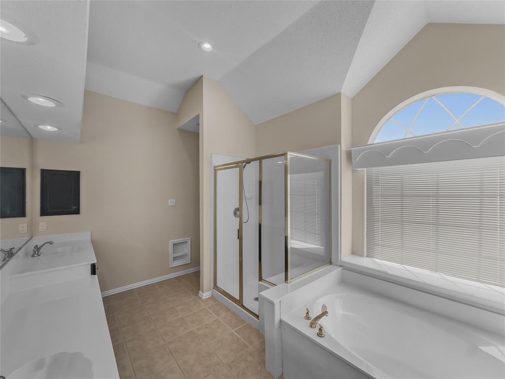 Sherwood Estate - Residential Lease