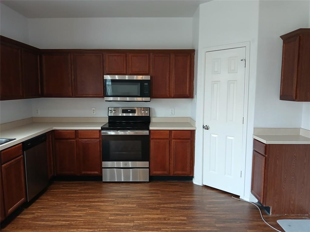 Heritage East A Ph 1 Add - Residential Lease