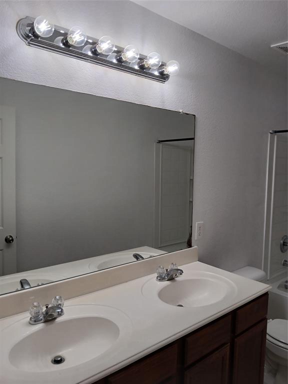 Heritage East A Ph 1 Add - Residential Lease