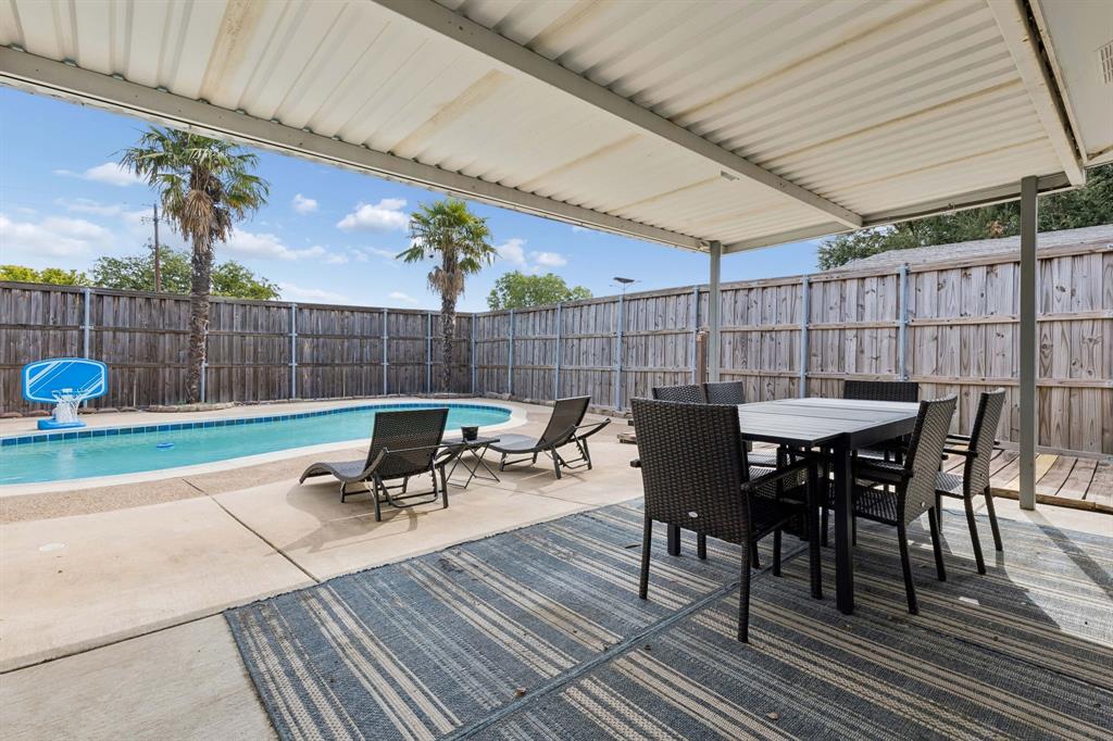 6101 Magnolia Lane