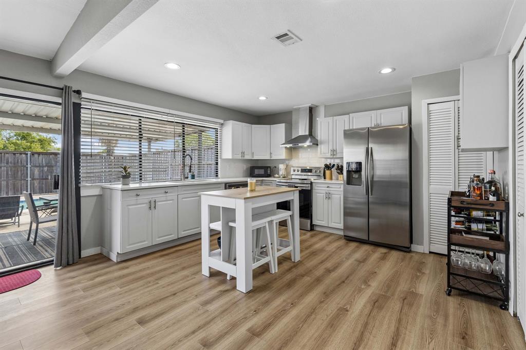 6101 Magnolia Lane