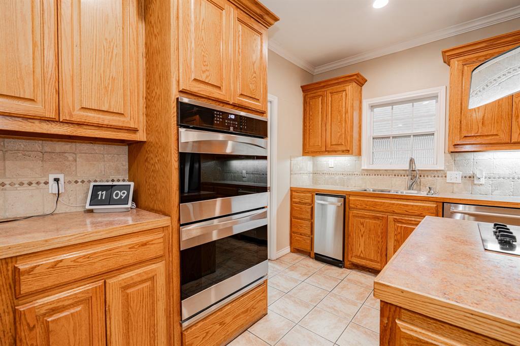 J PING SUR - Residential