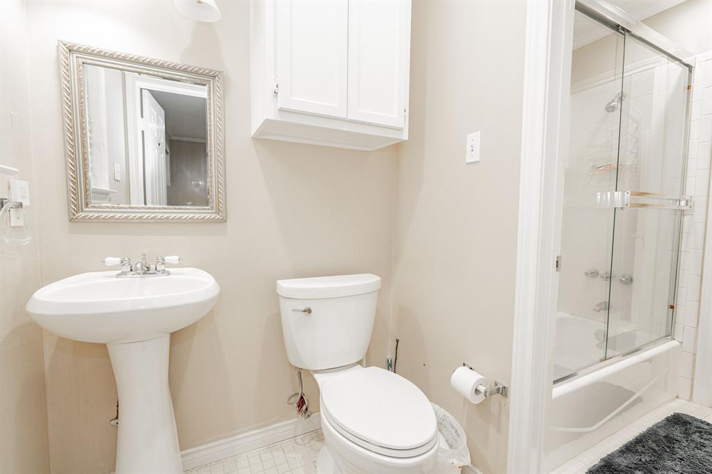 J PING SUR - Residential