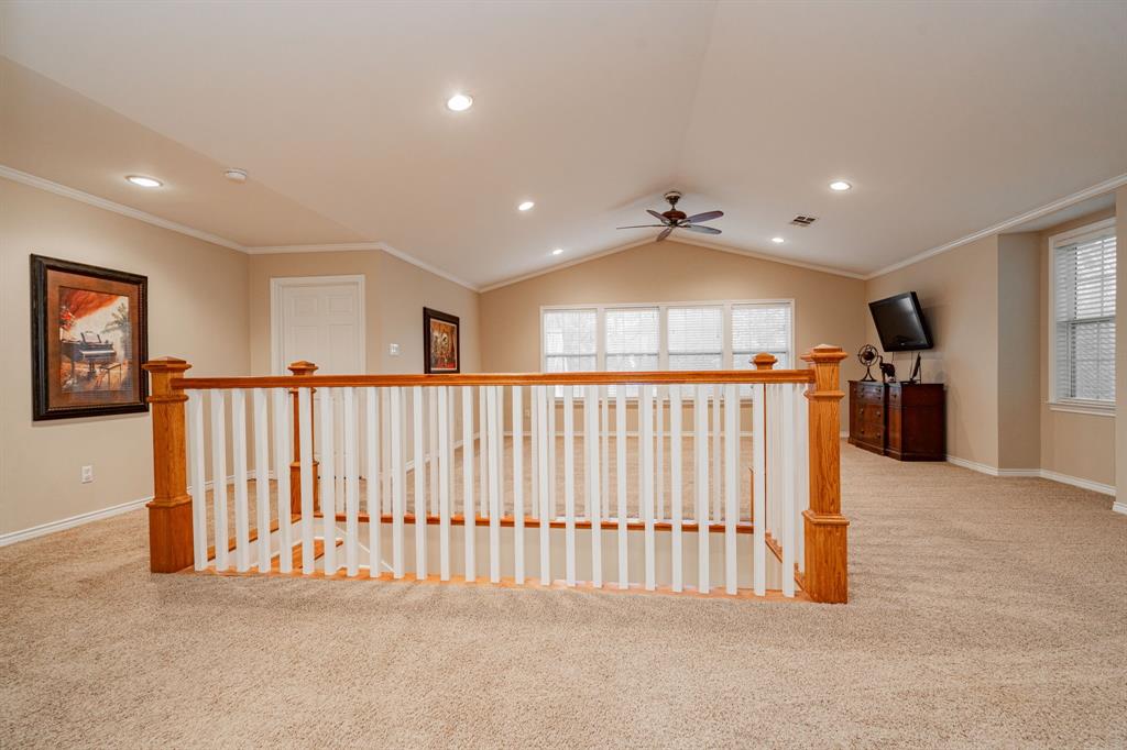 J PING SUR - Residential