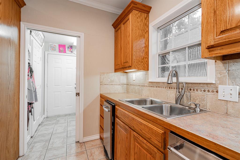 J PING SUR - Residential