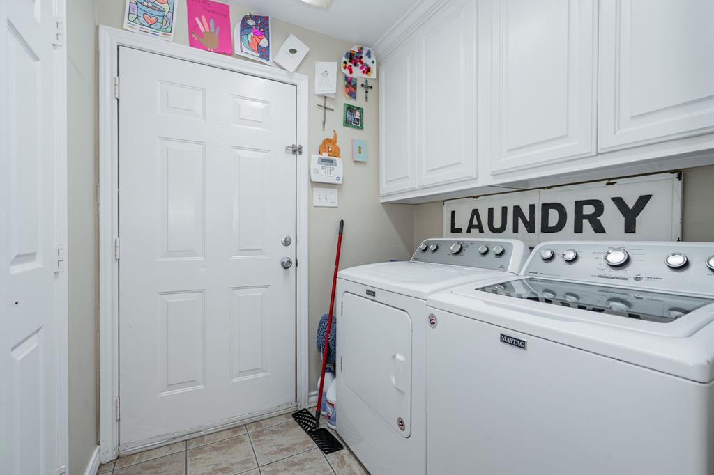 J PING SUR - Residential