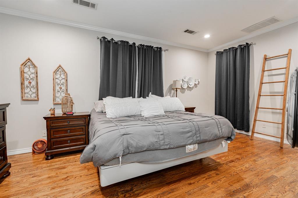 J PING SUR - Residential