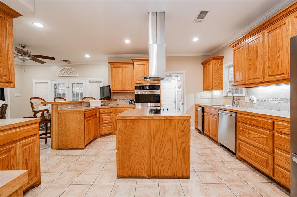 J PING SUR - Residential