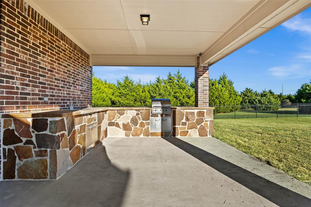 Windsor Place - Residential