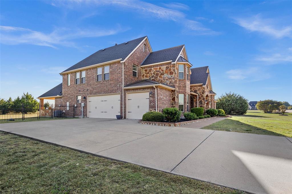 Windsor Place - Residential