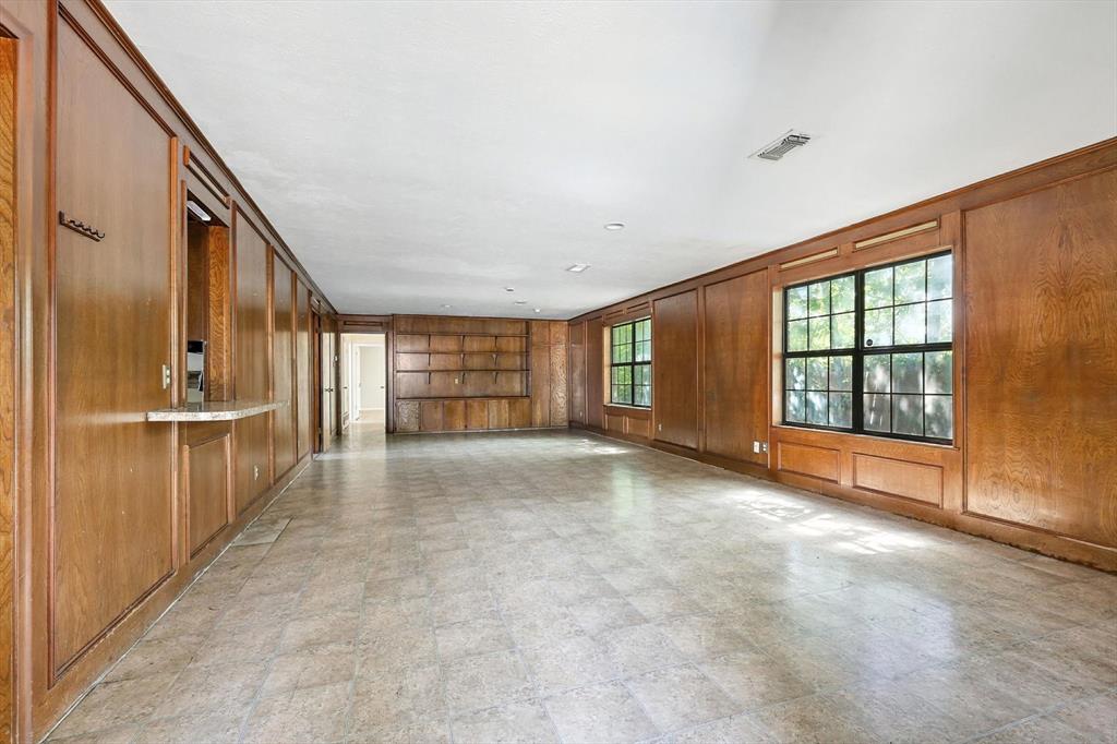 Irving Park Acres - Residential Income