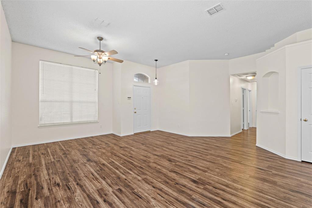 1526 Sugar Bush Trail