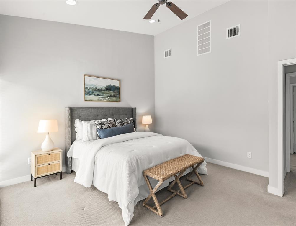 Quarter Residences - Residential