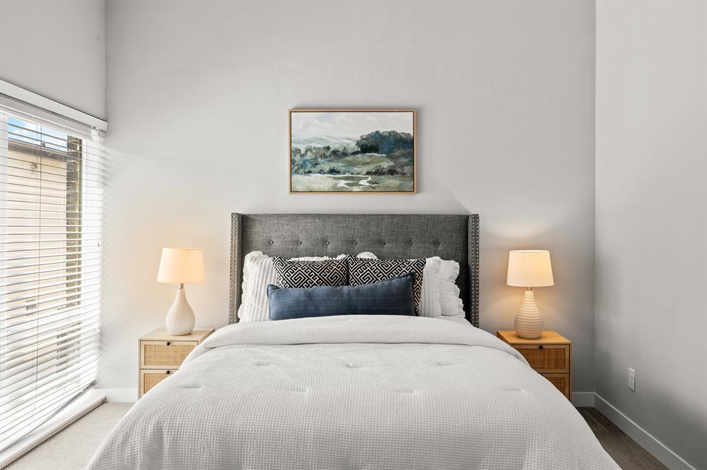 Quarter Residences - Residential