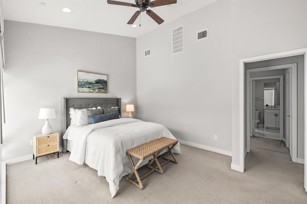 Quarter Residences - Residential