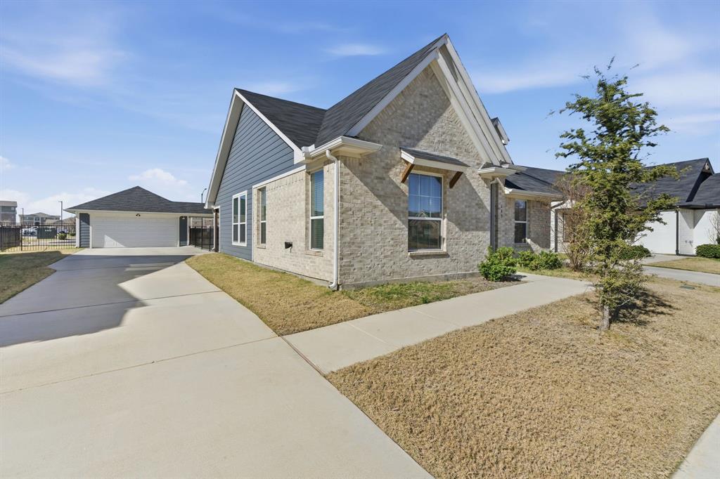 649 Charlotte Lane