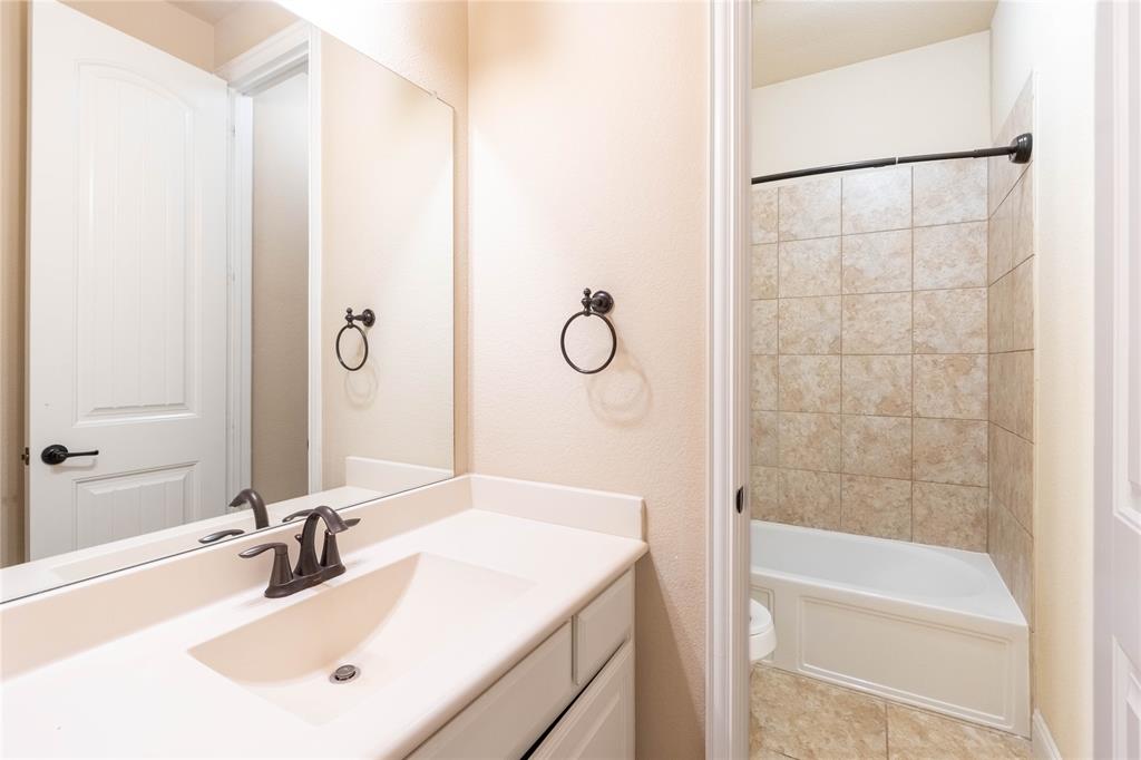 WATERS EDGE PH 2 - Residential