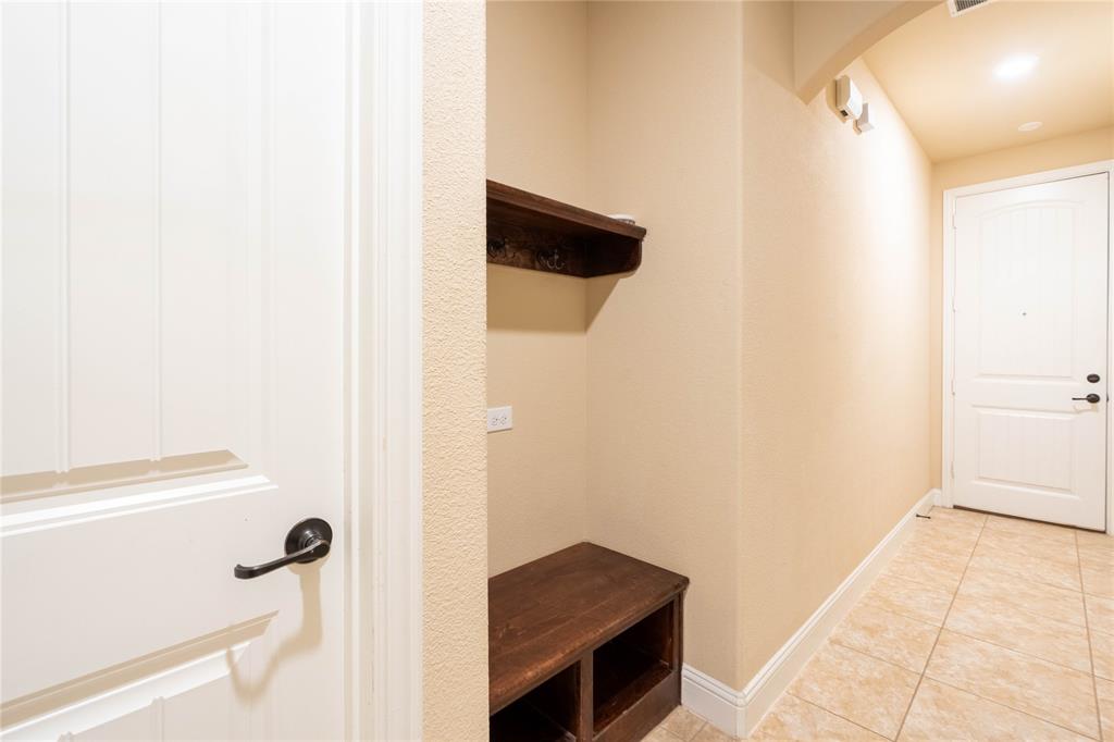 WATERS EDGE PH 2 - Residential