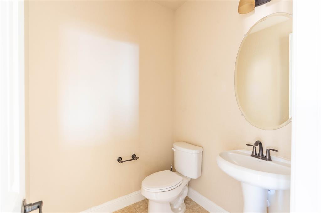 WATERS EDGE PH 2 - Residential