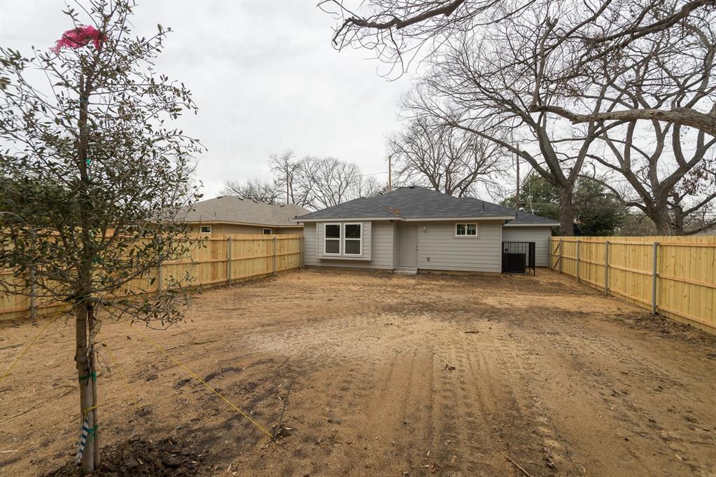 F C HERRLING - Residential Lease