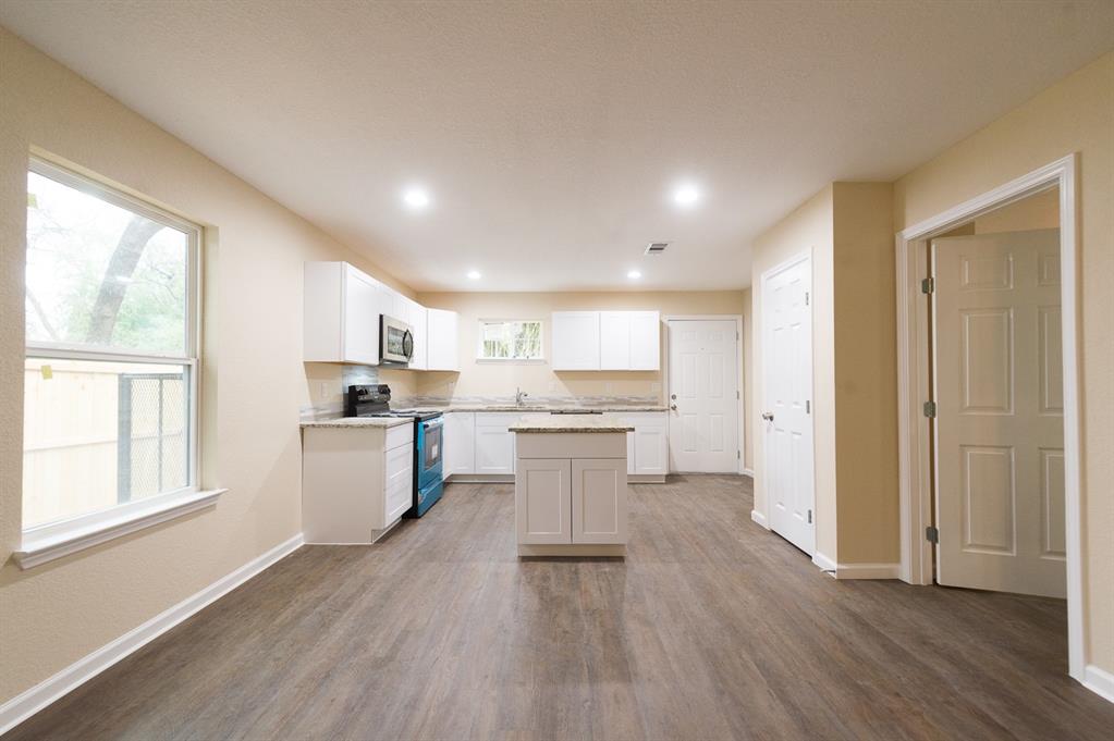 F C HERRLING - Residential Lease