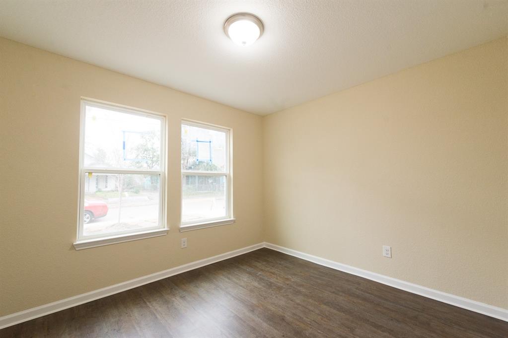 F C HERRLING - Residential Lease