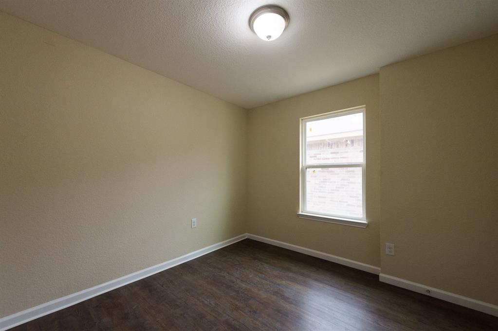 F C HERRLING - Residential Lease