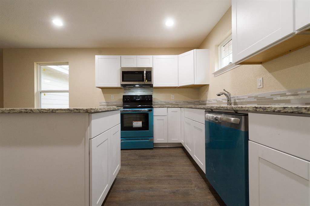 F C HERRLING - Residential Lease