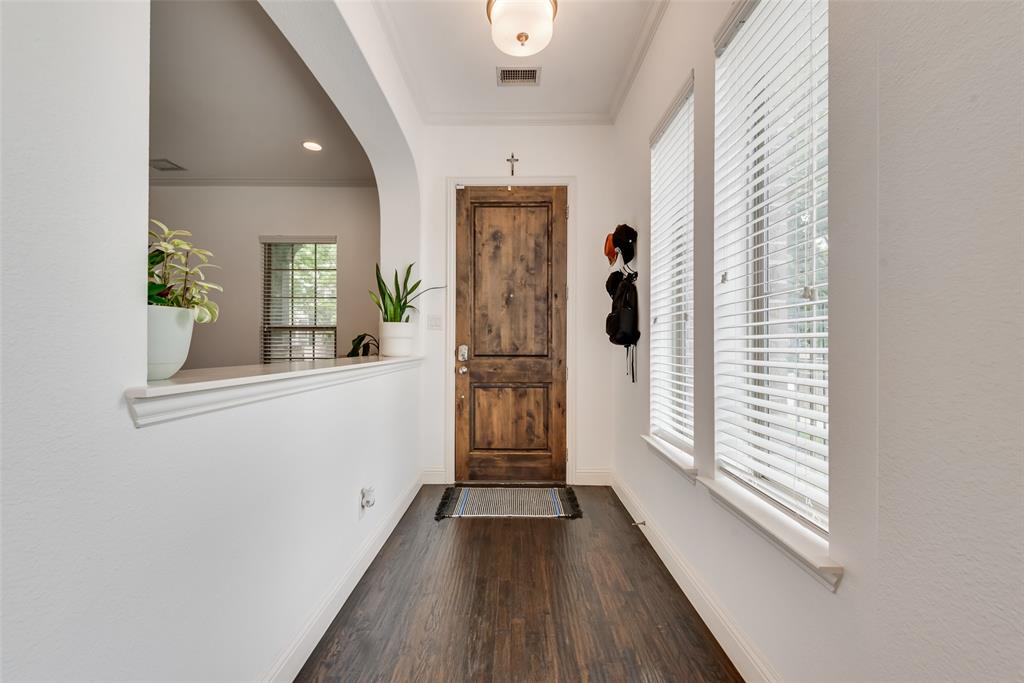 1217 Harris Hawk Way