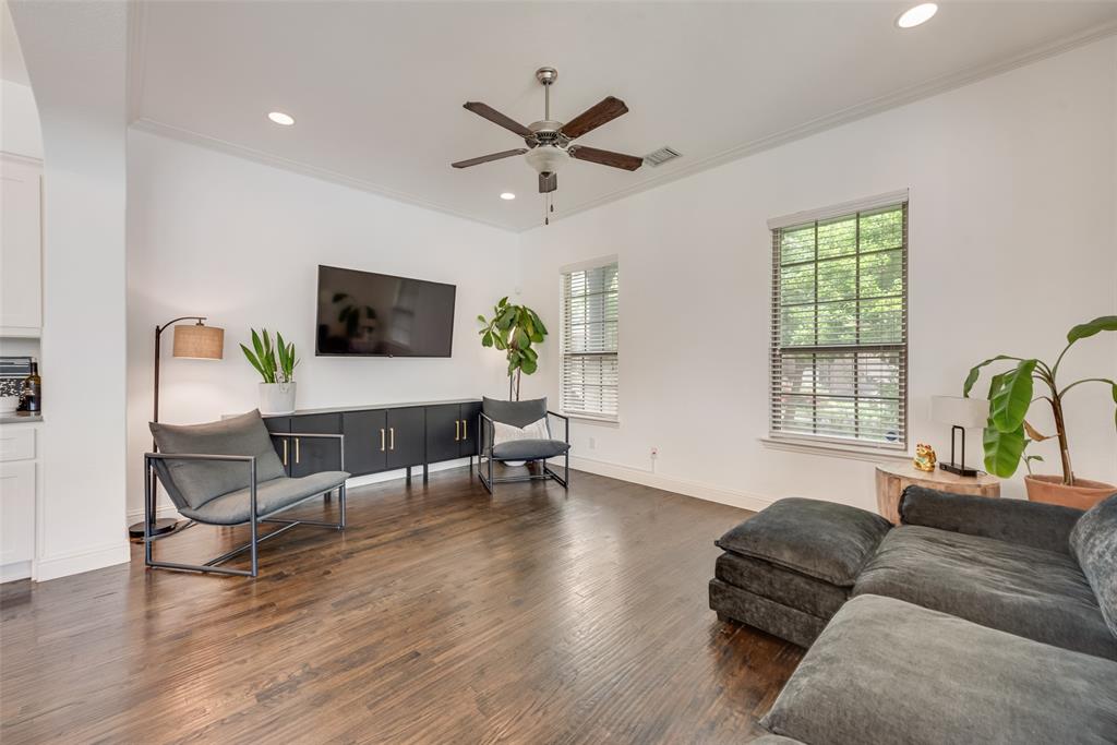 1217 Harris Hawk Way