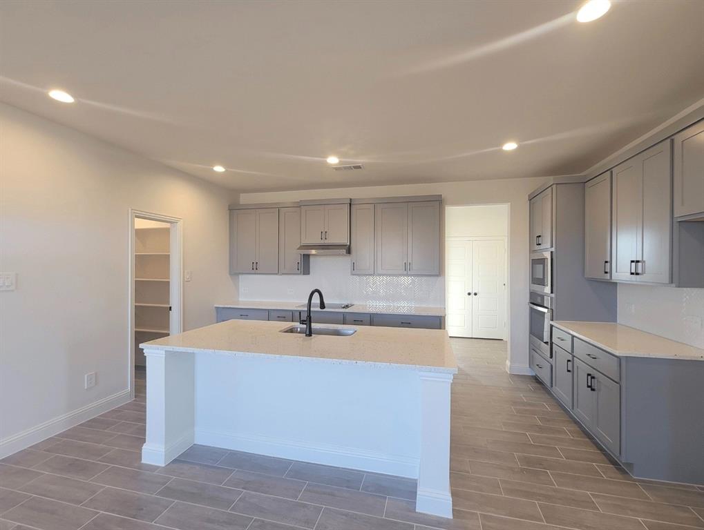 Summer Crest - Residential