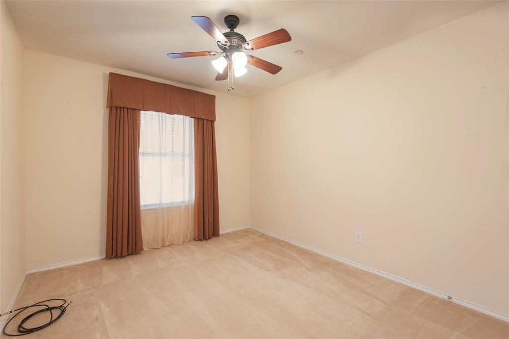 Pasquinellis Village On The Green - Residential