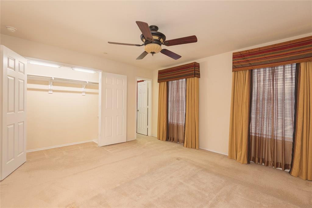 Pasquinellis Village On The Green - Residential