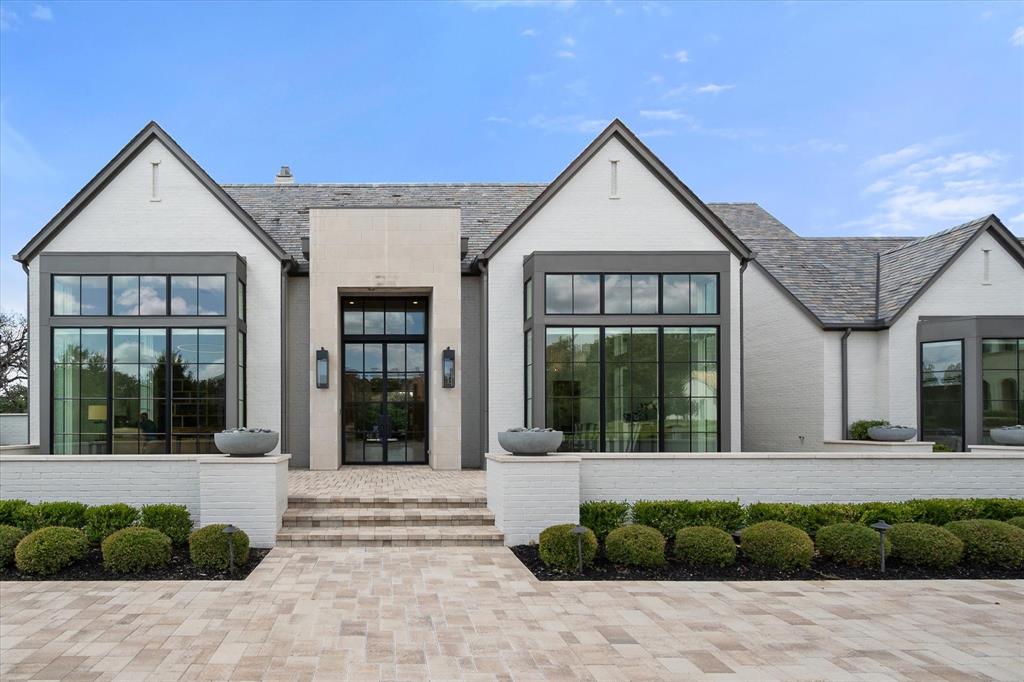 1905 Meadow View Court
