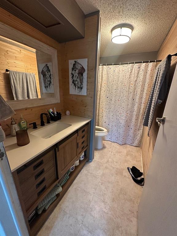 Oak Accorn - Residential