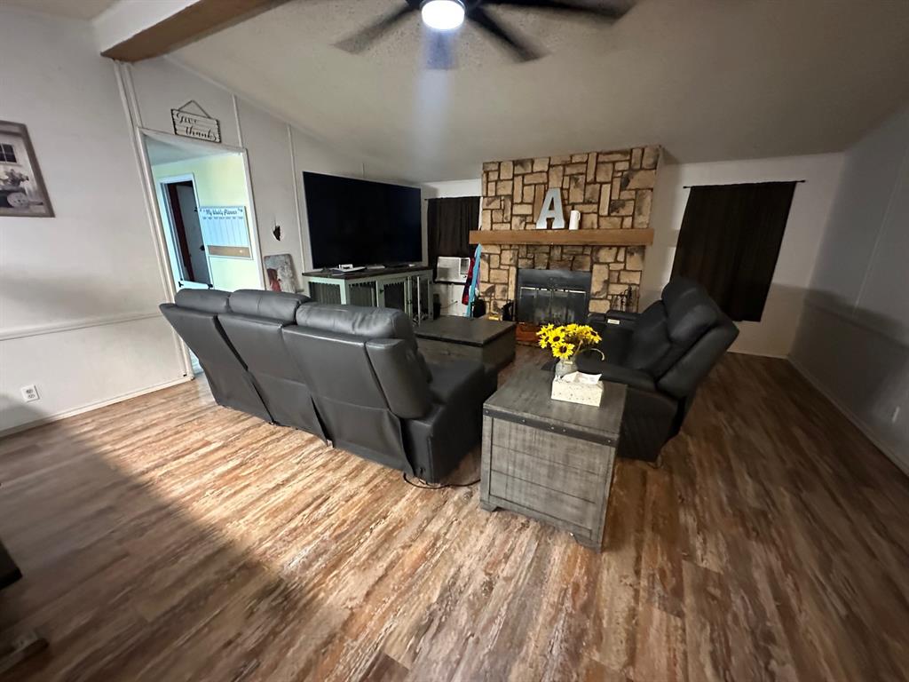 Oak Accorn - Residential