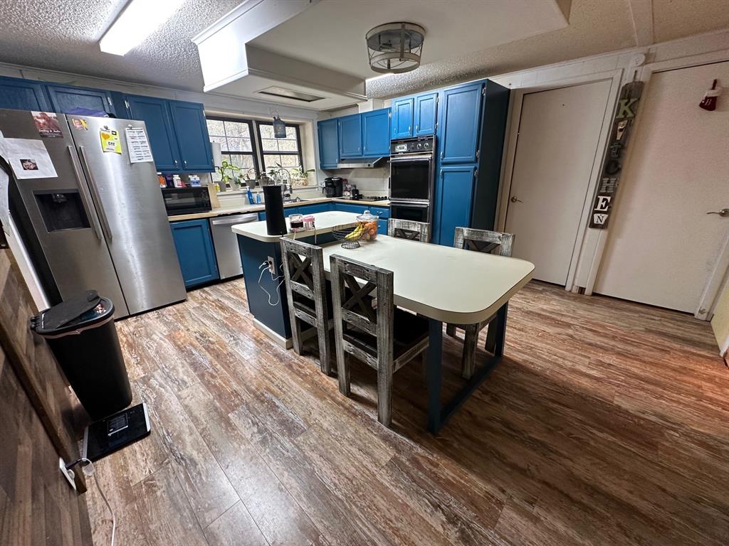 Oak Accorn - Residential