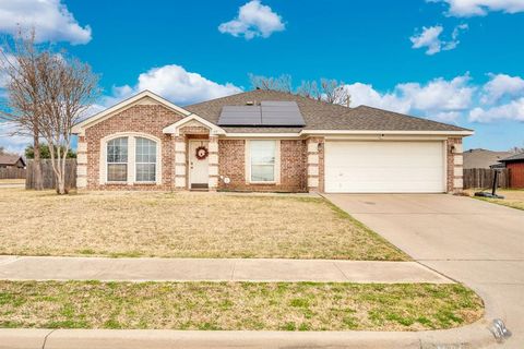 412 Barbara Jean Lane Burleson TX 76028
