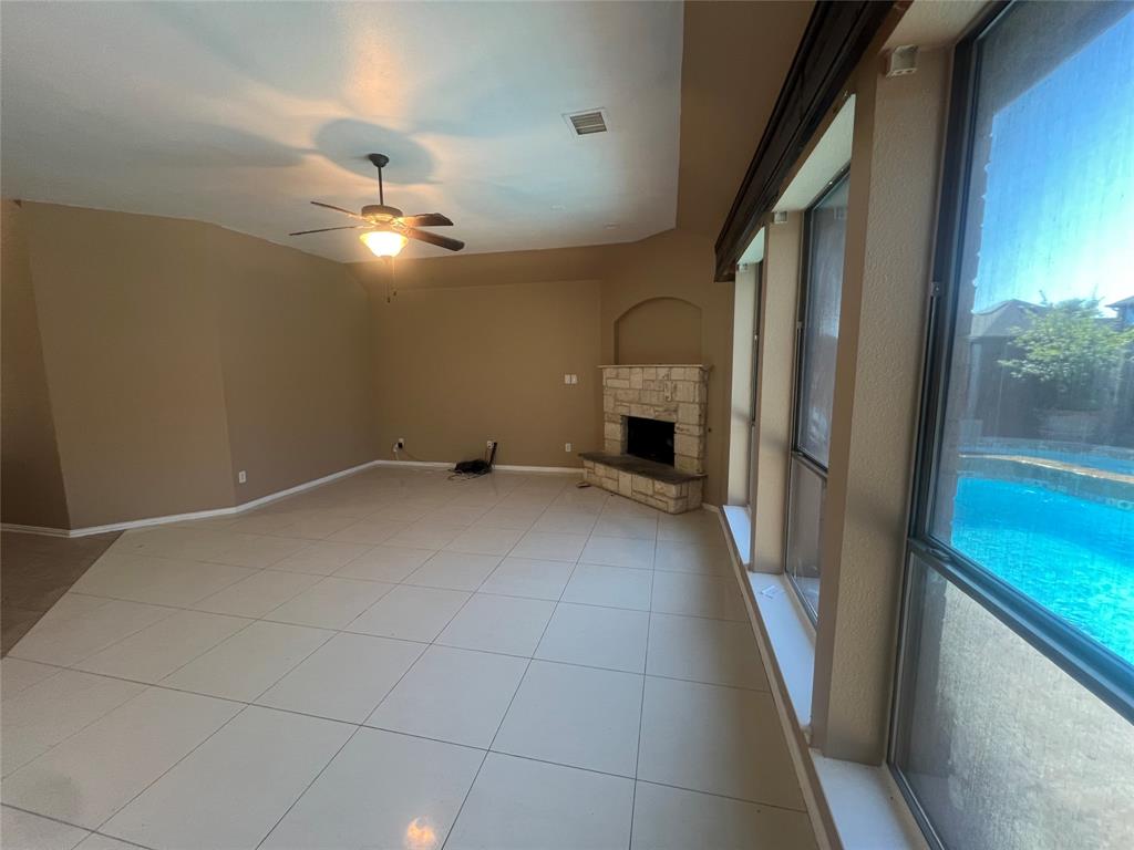 1122 Leafy Glade Road