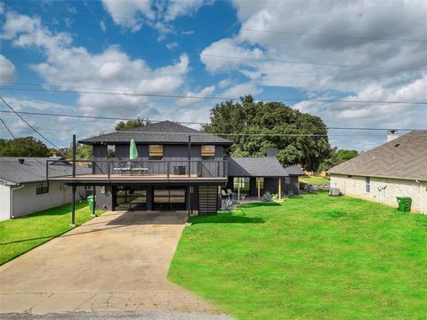 A home in Granbury