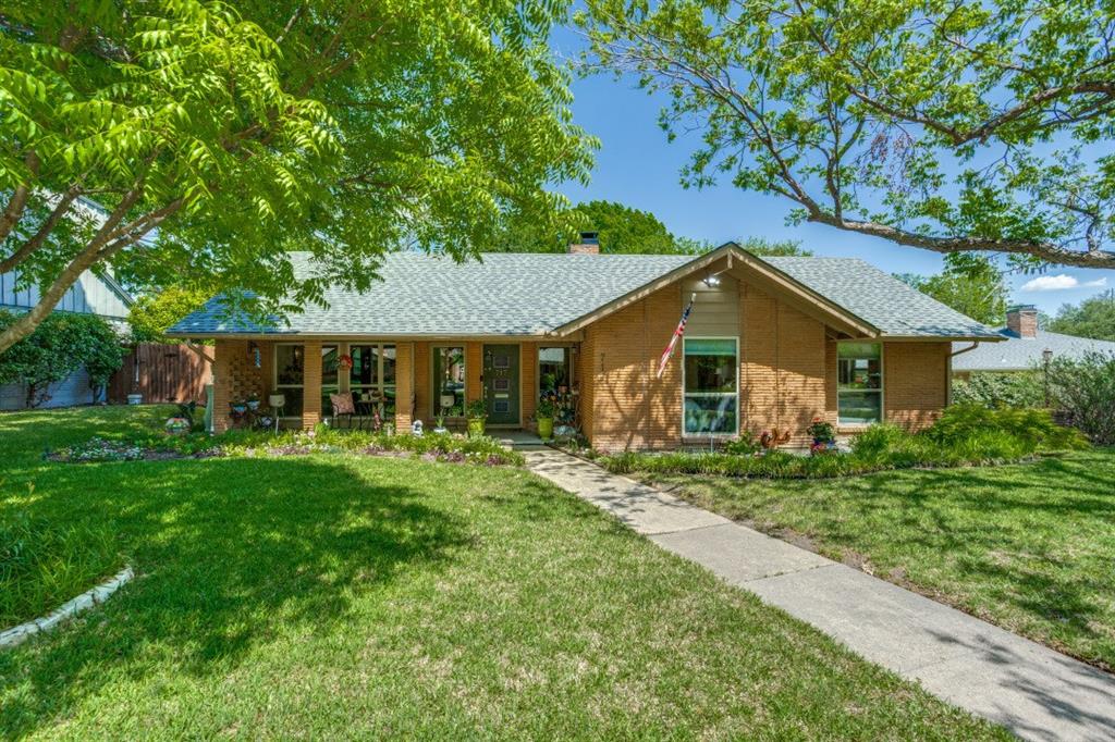 717 Cliffside Drive