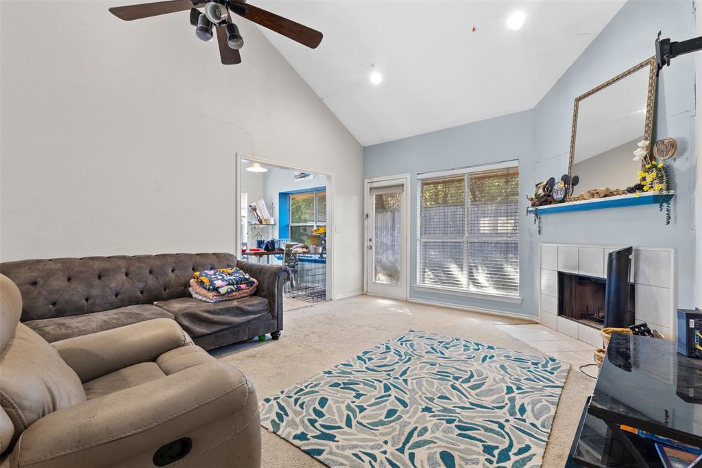 1137 Garden Trail