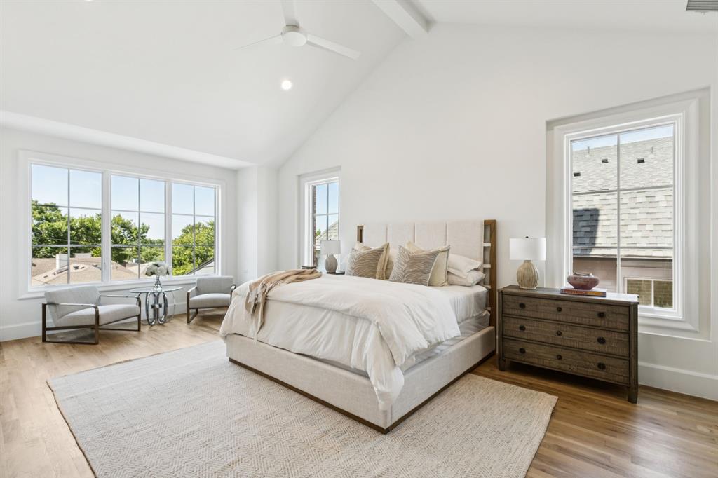 WHITE ROCK BLUFFS - Residential